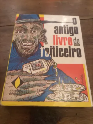 Livro Raro - O Antigo Livro do Feiticeiro