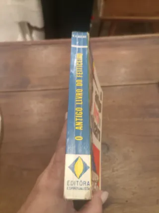 Livro Raro - O Antigo Livro do Feiticeiro