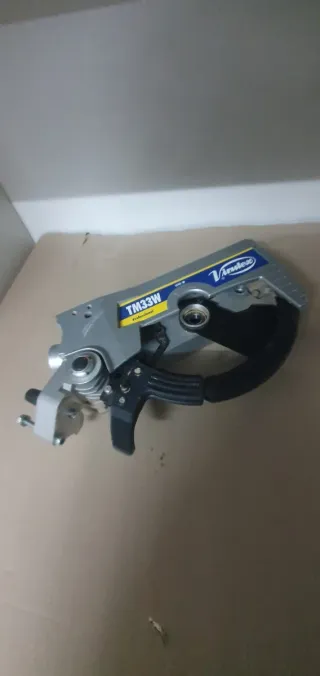 Basculante ingletadora virutex TM33w