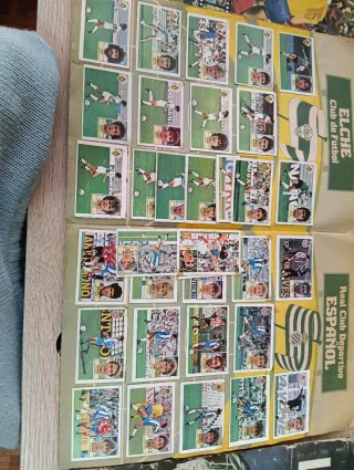 Album de fútbol 81-82 y 83-84