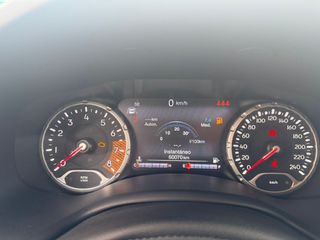 SIN ENTRADA! Jeep Renegade SÓLO 60000KM!