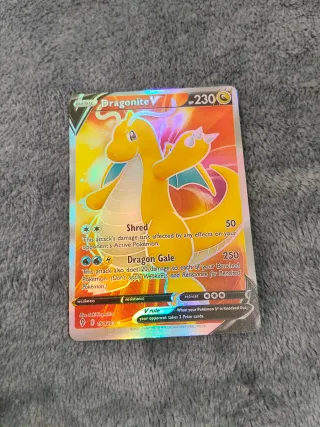 Carta Pokemon Dragonite V