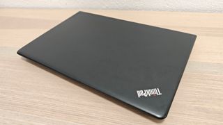 Lenovo E570 - i5 (7a) - 8 Gb, 240 M2, W11P - TECLA