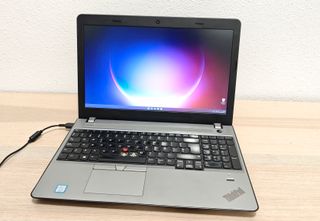 Lenovo E570 - i5 (7a) - 8 Gb, 240 M2, W11P - TECLA