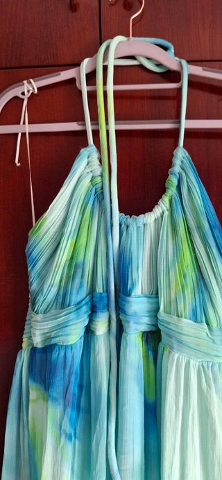 Vestido nuevo largo de gasa