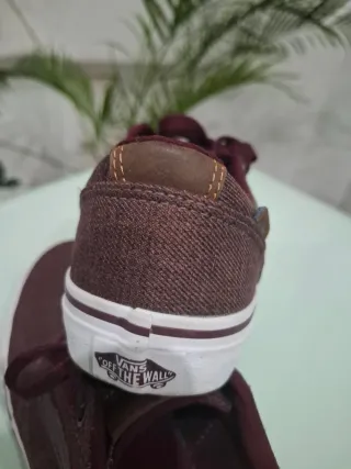 Zapatillas Vans, número 36