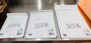 Sobres de envío pequeños, medianos y grandes