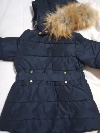 Abrigo niña talla 8 bass