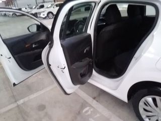 Peugeot 208 BlueHDi 100 Active 75 kW (100 CV)