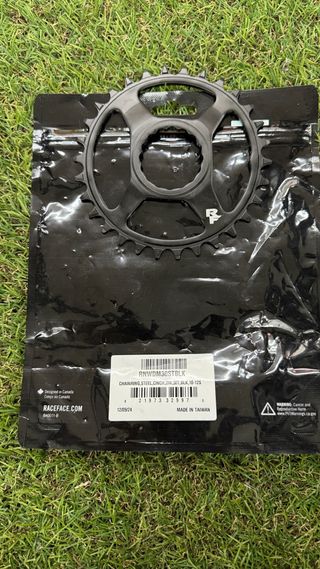 Plato Race Face 30T Acero 12V Nuevo