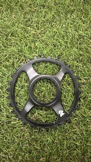 Plato Race Face 30T Acero 12V Nuevo