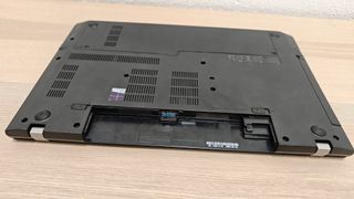 Lenovo E570 - i5 (7a) - 8 Gb, 240 M2, W11P