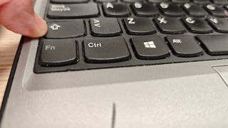 Lenovo E570 - i5 (7a) - 8 Gb, 240 M2, W11P