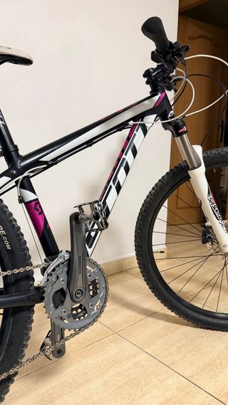 Bicicleta MTB Scott 26”