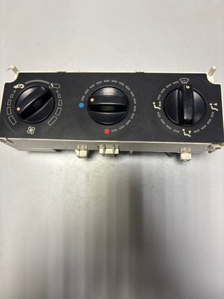 Mando de calefacción A/C Renault Berlingo 2001