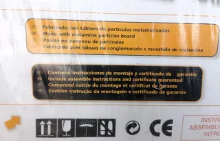 Cajonera de madera y metal