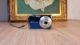 Cámara Digital Casio Exilim EX-Z1 10.3MP Azul