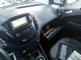 Ford Tourneo Courier 1.5 TDCi Sport 74 kW (100 CV)