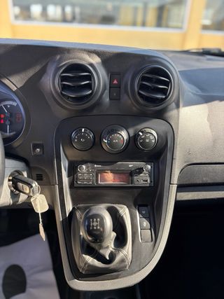 MB CITAN Combi 2015 138.000km Etiqueta C