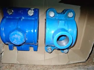 Lote de collarines de agua