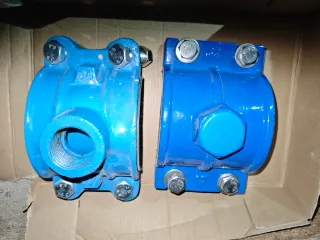 Lote de collarines de agua