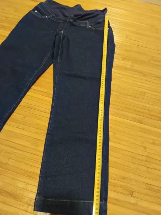 Pantaloni premaman