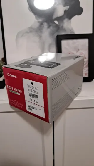 Cámara Réflex Canon EOS 2000D con Objetivo EF-S 18