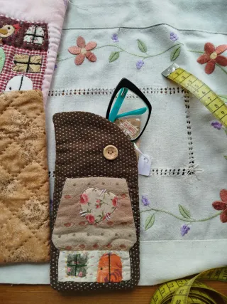 Fundas de móvil/gafas hechas a mano