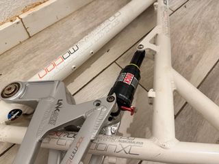 Cuadro NAKAMURA mtb talla L rueda 27.5