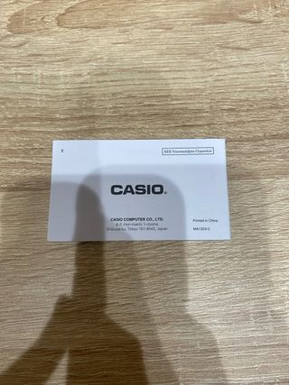 Reloj Casio dorado. Nuevo, sin estrenar.