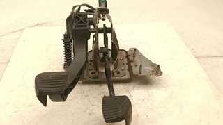 PEDAL EMBRAGUE PEUGEOT 308 5FW 50262212