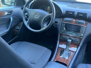 Mercedes-Benz Clase E 2002