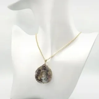 Colgante artesanal con cadena de plata,pieza única