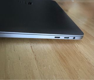 MacBook Pro 13” (2018) – i5 Quad Core · 8 GB RAM ·