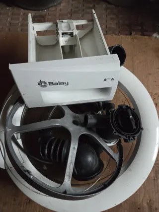 Motor eléctrico, bomba , puerta  manguitos,  progr