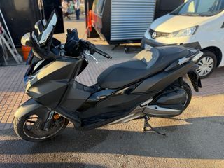 Honda Forza 125cc (precio negociable)