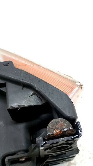 FARO DERECHO LAND ROVER DISCOVERY III (L319)