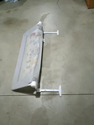 Barrera seguridad cama