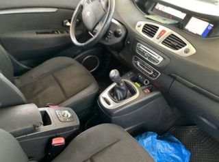 Renault Grand Scenic 7 plazas pegatina c verde