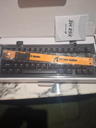 Attack Shark x68 he negro.