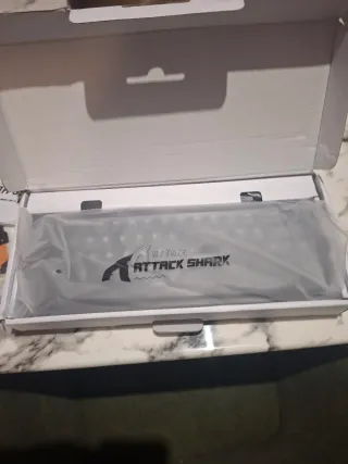 Attack Shark x68 he negro.