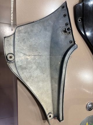 Tapas latetales Kawasaki GPZ 400