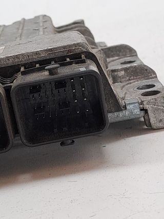 CENTRALITA MOTOR UCE RENAULT MEGANE III BERLINA 5 P (6)