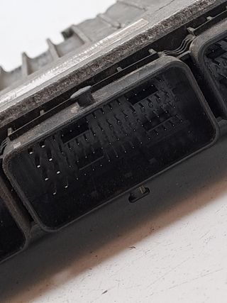 CENTRALITA MOTOR UCE RENAULT MEGANE III BERLINA 5 P (6)