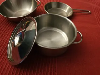 Juego batería de cocina infantil IKEA