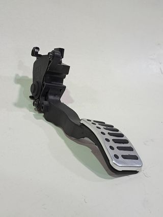 PEDAL ACELERADOR NISSAN NOTE (2)