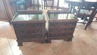 Mesitas antiguas madera maciza