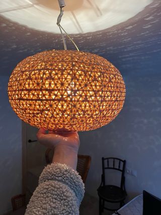 Lampara, Pantalla de mimbre