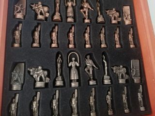 AntiguoJuego Ajedrez Vasco Figuras Metal Colección