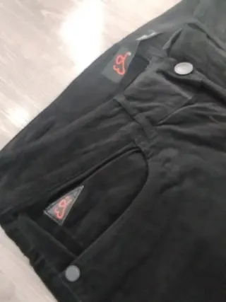 Pantaloni velluto YesZee